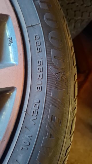 Llantas con Neumáticos Mitsubishi