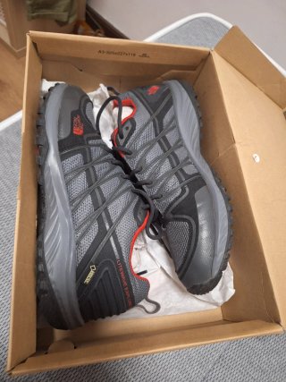 The North Face Litewave Explore GTX Gris Rojo