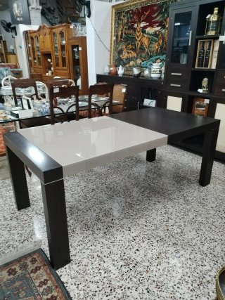 Mesa de Comedor Extensible en Madera y Cristal
