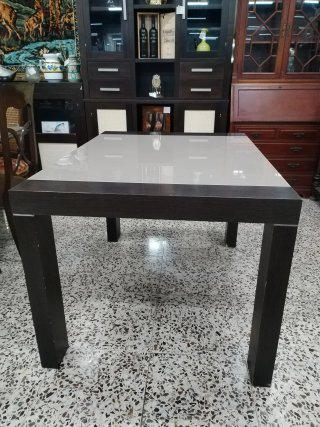 Mesa de Comedor Extensible en Madera y Cristal