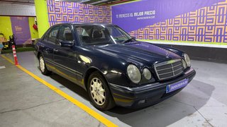 Mercedes E300 TD 177cv Auto | Motor Eterno OM606