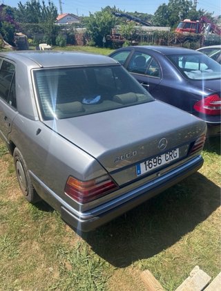 Mercedes-Benz 300d 1993