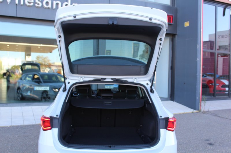 SEAT León SP 2.0 TDI DSG S&S FR 2025, foto 23