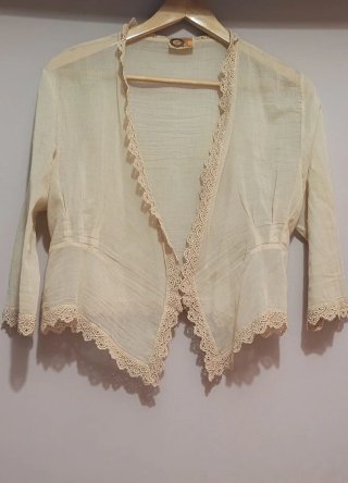 Cardigan con Detalles de Guipur