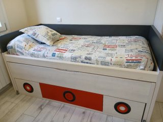 Cama nido 90cm con 3 cajones y estantería