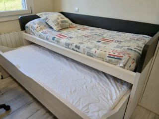 Cama nido 90cm con 3 cajones y estantería