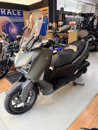 Yamaha Xmax 125 800km!
