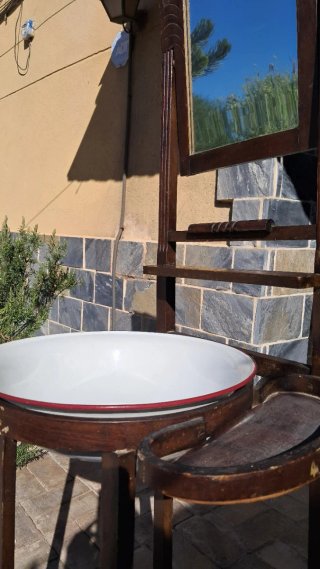 Palanganero vintage de madera (para restaurar)