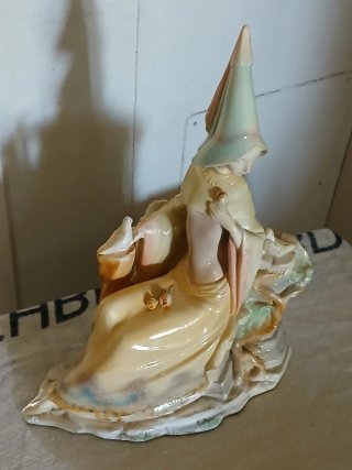 Figura Lladró Damita Medieval 4928