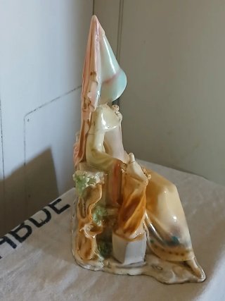 Figura Lladró Damita Medieval 4928