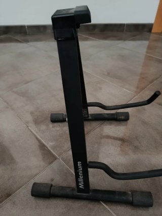 Guitarra Española con Soporte