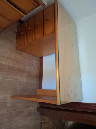 Escritorio de Madera de Pino