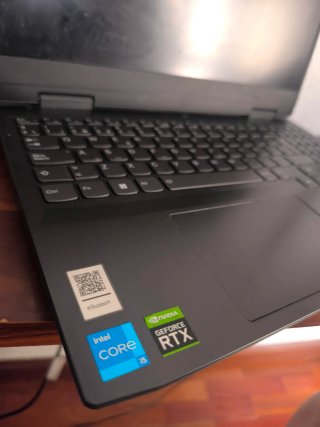 Portátil Lenovo Gaming
