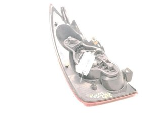 23116412 piloto trasero derecho nissan primera 1.6