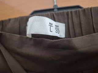 Pantalón kaki Talla L