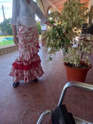 Dos trajes de flamenca