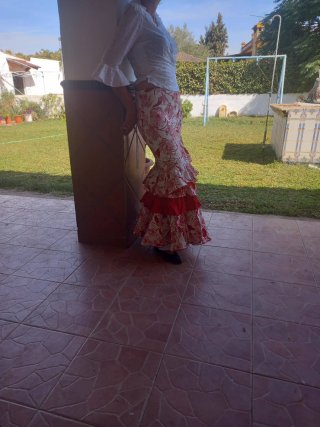 Dos trajes de flamenca