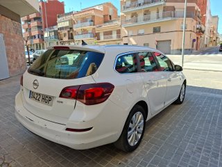 Opel Astra 2012