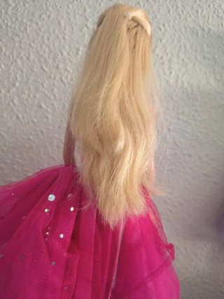 Barbie Moda en París Vestido Rosa