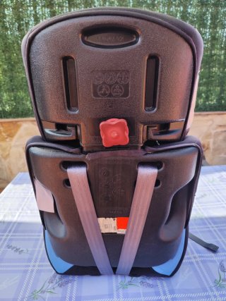 Silla de coche Piku azul y gris