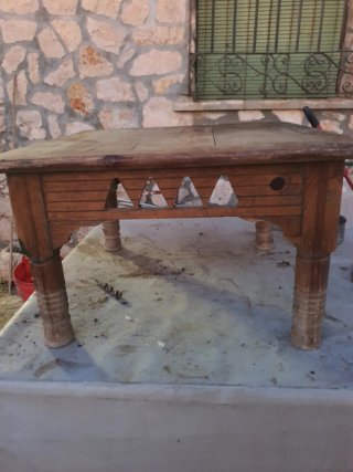 Mesa Antigua de Madera