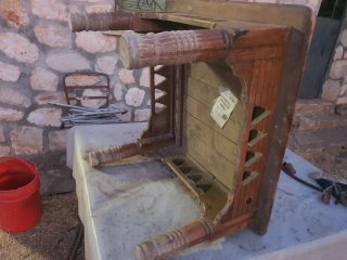 Mesa Antigua de Madera