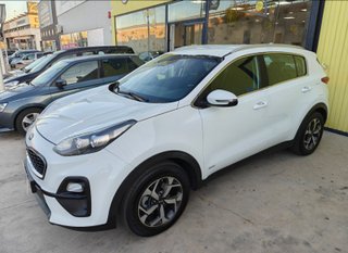Kia Sportage 1.6 MHEV Business 100kW (136CV) 4x4