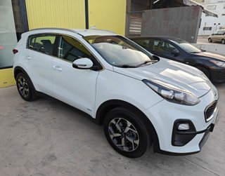 Kia Sportage 1.6 MHEV Business 100kW (136CV) 4x4