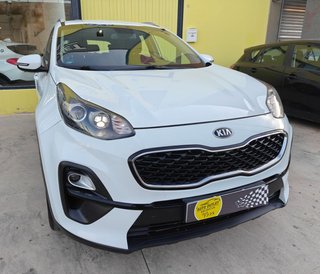 Kia Sportage 1.6 MHEV Business 100kW (136CV) 4x4