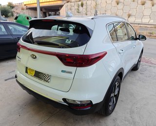 Kia Sportage 1.6 MHEV Business 100kW (136CV) 4x4