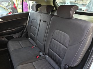 Kia Sportage 1.6 MHEV Business 100kW (136CV) 4x4