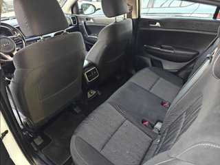Kia Sportage 1.6 MHEV Business 100kW (136CV) 4x4