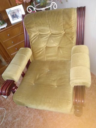 Tresillo de Madera y Terciopelo, ( No envío)
