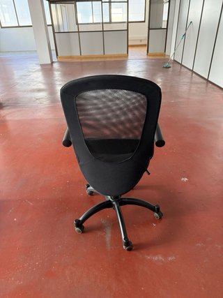 Silla de oficina IKEA negra