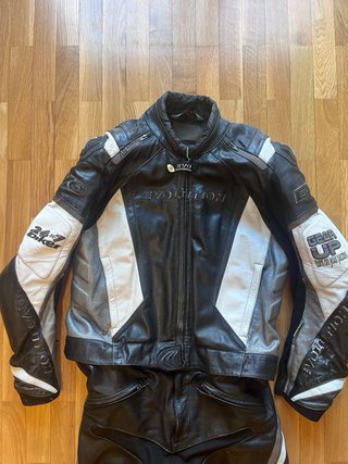 Traje de cuero Dainese para moto