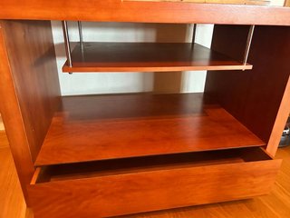 Mueble TV de Madera Maciza con Ruedas