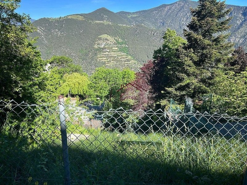 Terrain à vendre à Juberri, Sant Julià de Lòria · 2 sur 5