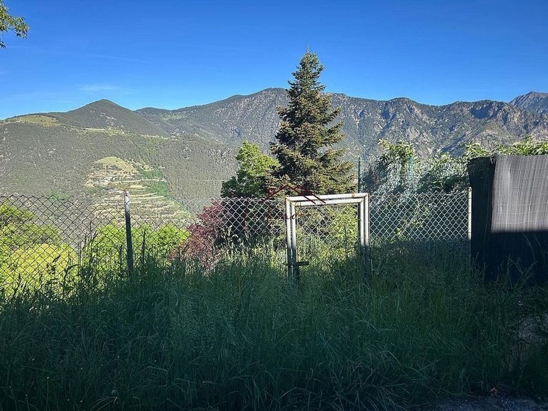 Terrain à vendre à Juberri, Sant Julià de Lòria · 5 sur 5