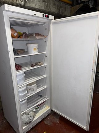 Congelador Vertical Makro 511L