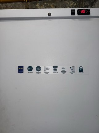 Congelador Vertical Makro 511L