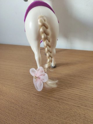 Caballo Barbie.