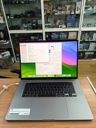 MacBook Pro 2019 16” i7 16GB RAM 500GB SSD