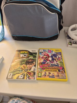 Consola Nintendo Wii con Funda de Transporte