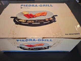 Piedra Grill Tulus con 8 mini-sartenes. Sin usar.