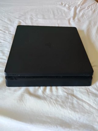 Consola PlayStation 4 Slim 1TB