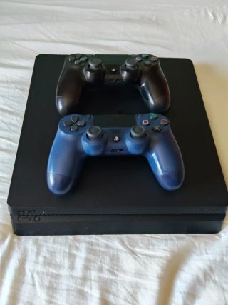 Consola PlayStation 4 Slim 1TB