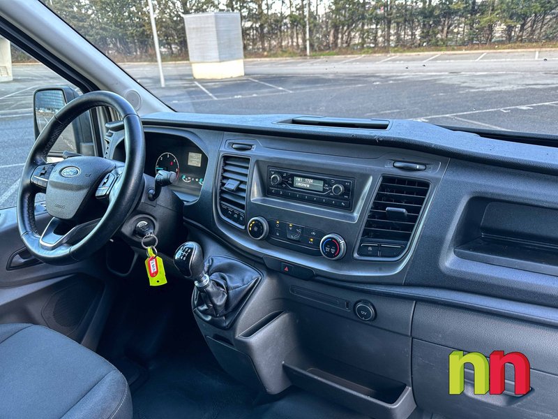 Ford Transit 2022, foto 10