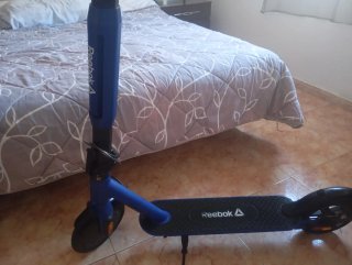 Patinete Eléctrico Reebok Azul