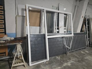 Marco de ventana de aluminio