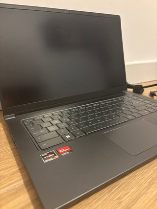 Portátil MSI Modern 15